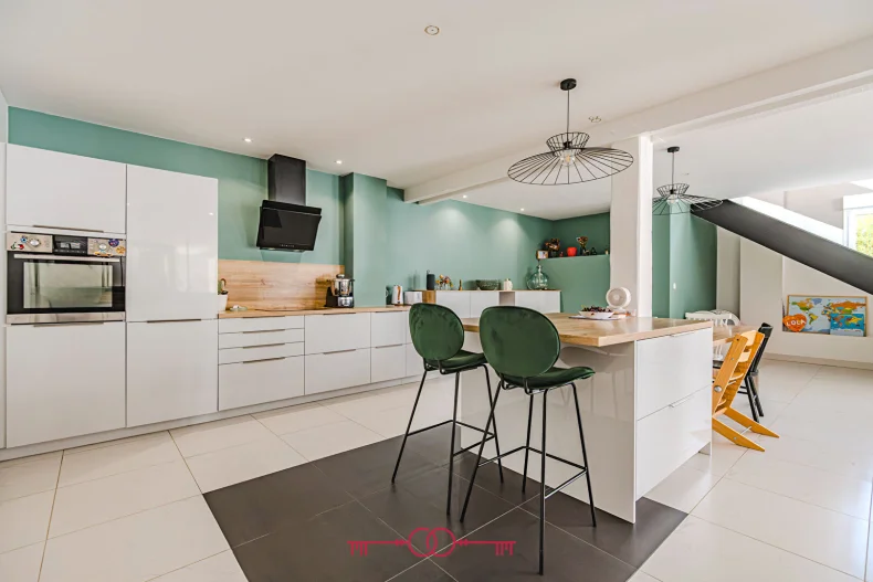 Maison 8 pièces à Cernay les reims - photo 1