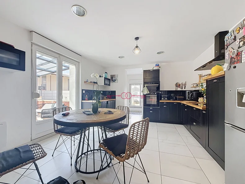Maison 7 pièces à Dommartin varimont - photo 1
