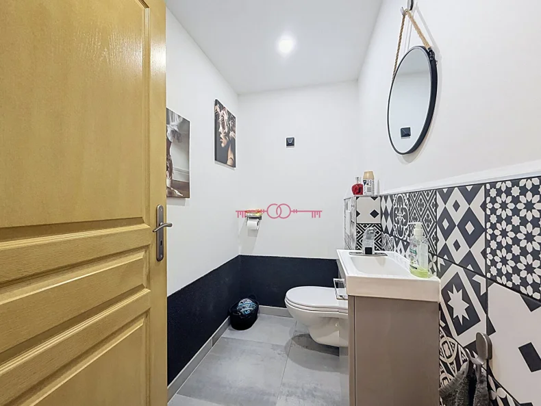Maison 7 pièces à Dommartin varimont - photo 4