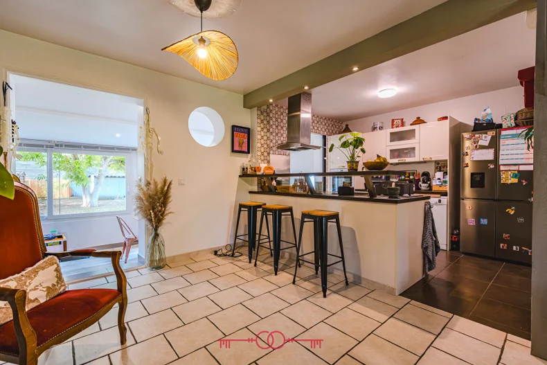 Maison 8 pièces à Champigny - photo 1