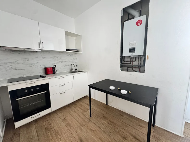 Appartement 5 pièces à Reims - photo 1
