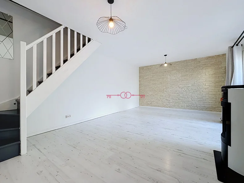 Maison 4 pièces à Reims - photo 1