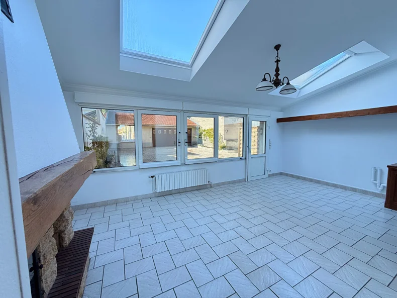 Maison 5 pièces à Reims - photo 2