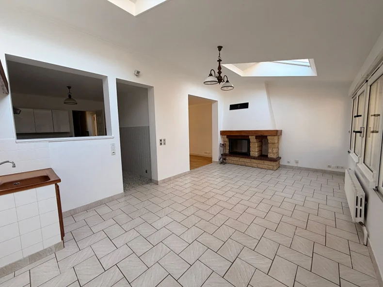 Maison 5 pièces à Reims - photo 4