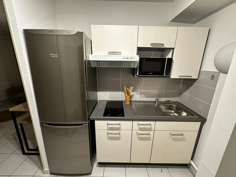 Appartement 1 pièces à Reims - photo 2