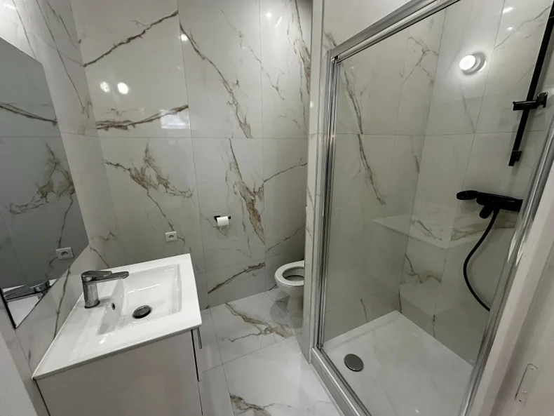Appartement 1 pièces à Reims - photo 3