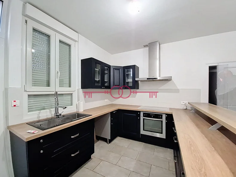 Maison 6 pièces à Suippes - photo 1