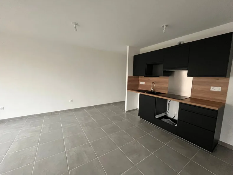 Appartement 3 pièces à Reims - photo 1