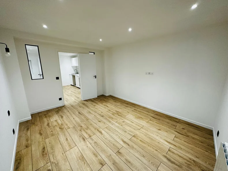 Appartement 1 pièces à Reims - photo 2