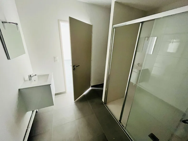Appartement 2 pièces à Reims - photo 3