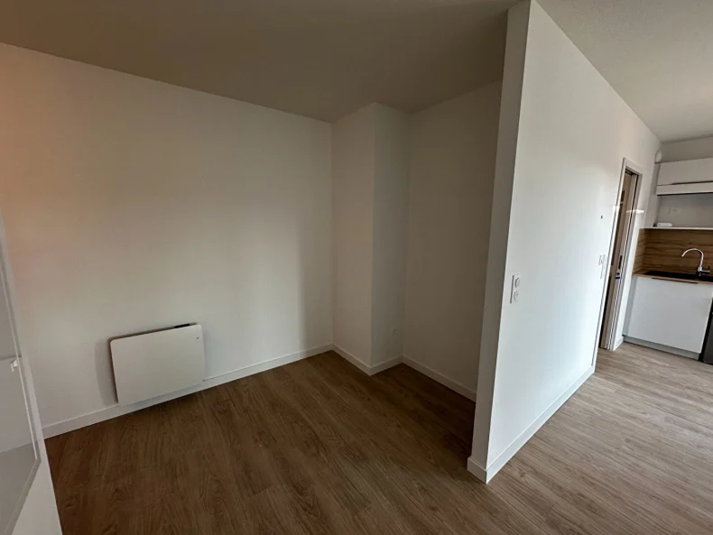 Appartement 1 pièces à Reims - photo 2