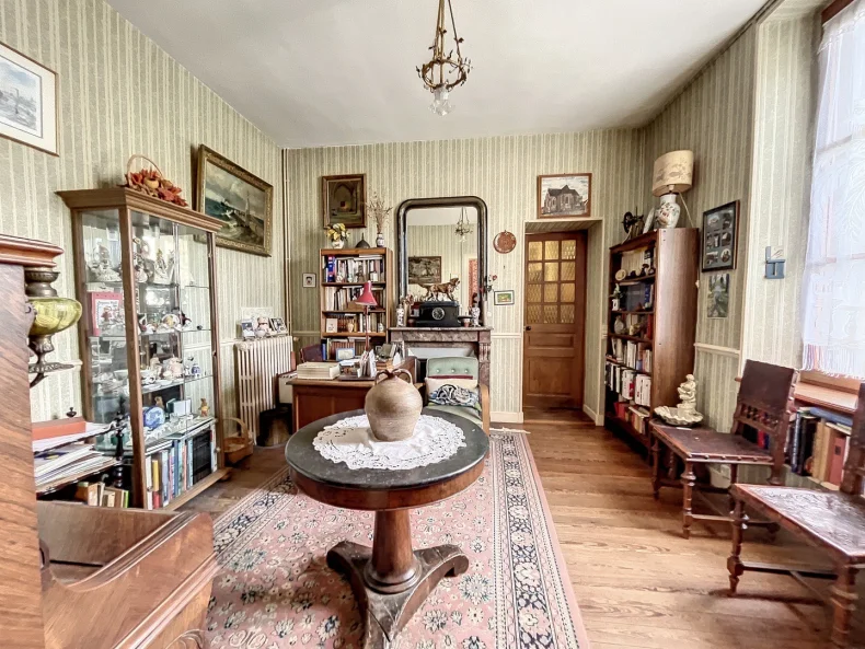 Maison 7 pièces à Faverolles et coemy - photo 1