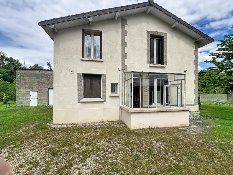 Maison 6 pièces à Vadenay - photo 1