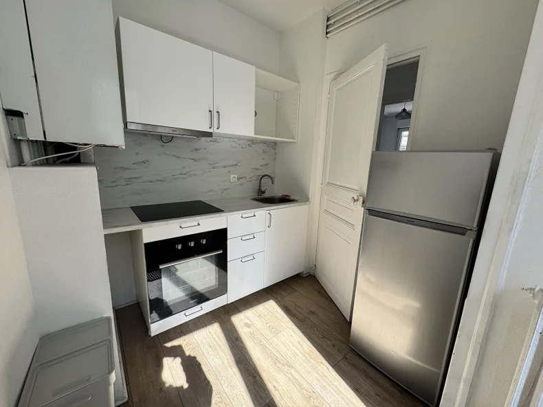 Appartement 4 pièces à Reims - photo 2