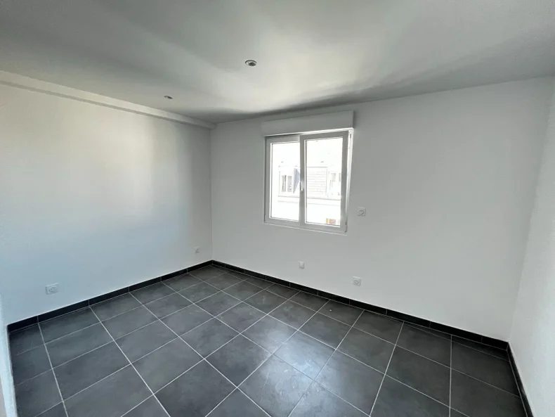 Appartement 2 pièces à Reims - photo 4