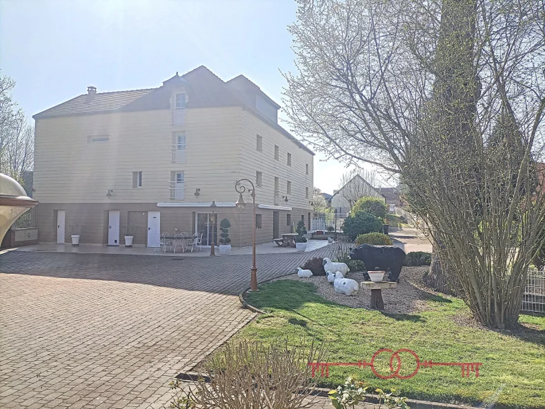 Propriété 9 pièces à Reims - photo 2