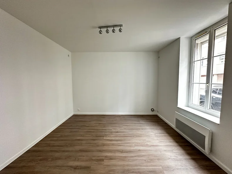 Appartement 1 pièces à Reims - photo 2