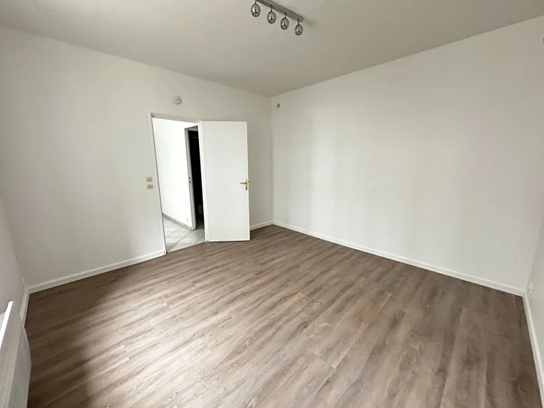 Appartement 1 pièces à Reims - photo 4