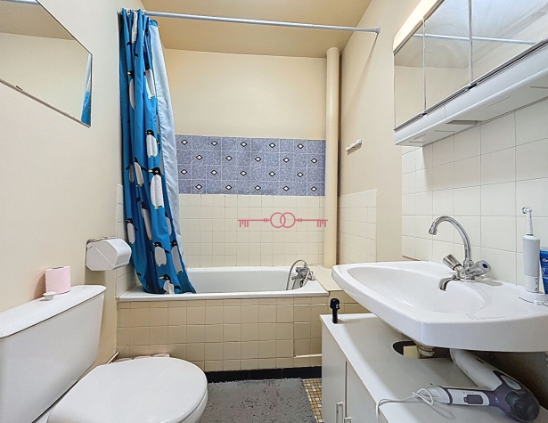 À VENDRE - APPARTEMENT DE TYPE 1 -  À REIMS - photo 5