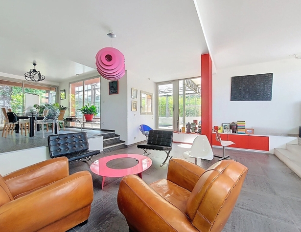 À TINQUEUX  (51430) - Maison atypique avec piscine, jardin et 5 chambres : - photo 5