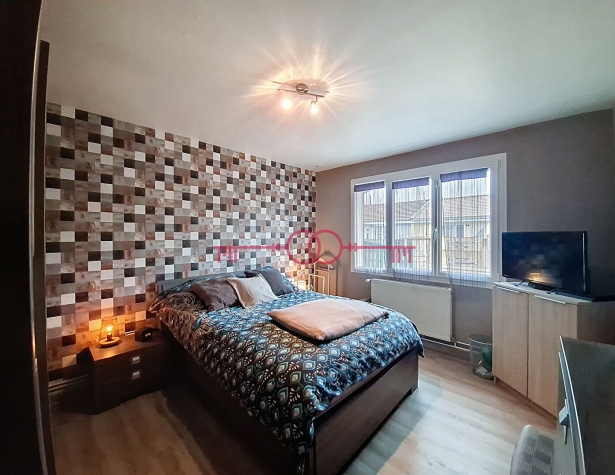 Maison Chalons En Champagne 5 pièce(s) 114m² - photo 5