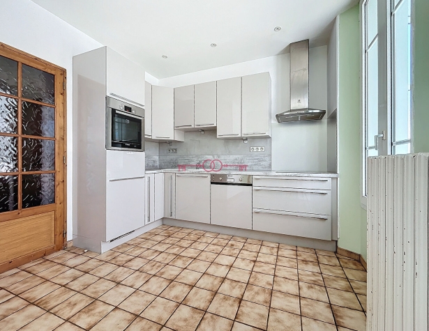 À VENDRE EN EXCLUSIVITÉ - MAISON DE TYPE 4 - ÉPERNAY - photo 5