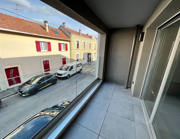 Appartement Reims 2 pièce(s) 43.72m2 - photo 5