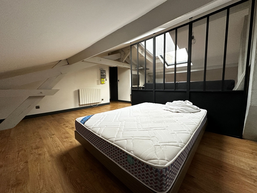 Appartement 1 pièces à Reims - photo 3