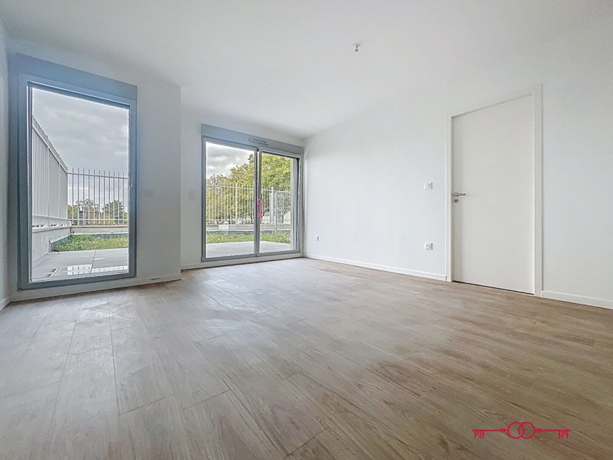 Appartement Reims 2 pièce(s) 54.65 m2 - photo 1
