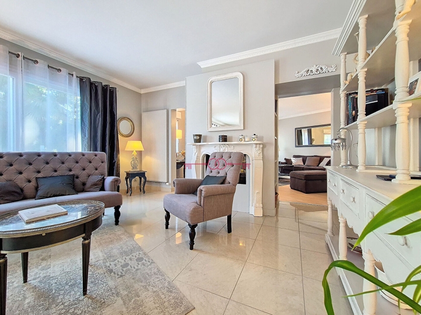 Gueux - Maison Familiale - 6 chambres - photo 1