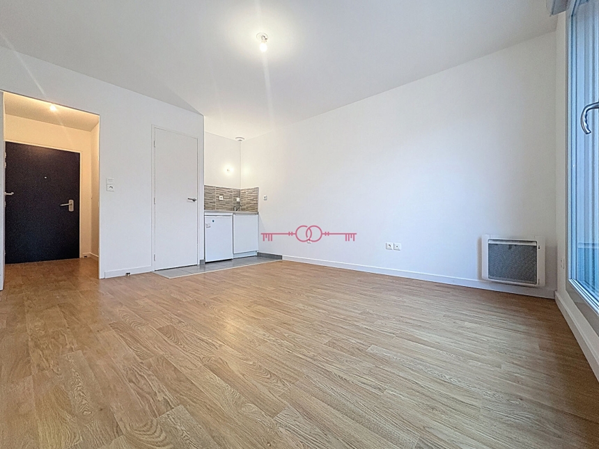 Appartement 1 pièces à Reims - photo 3