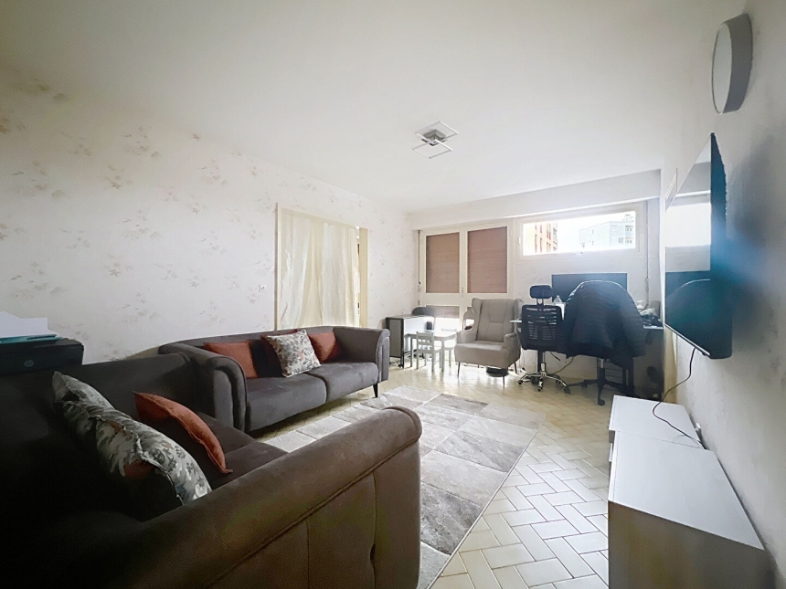 Appartement Chalons En Champagne 4 pièce(s) 70.71 m2 - photo 1