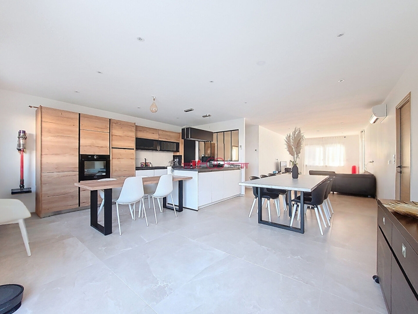 Maison 6 pièces à Ormes - photo 1