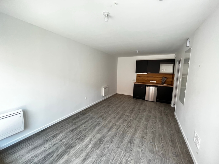 Appartement 1 pièces à Reims - photo 