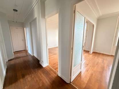 T3 situé en Hyper centre rue de Vesle - photo 2