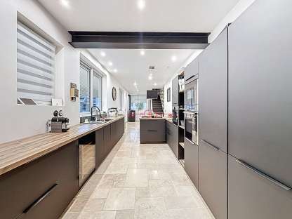 Maison de ville d'exception à SAINTE-MENEHOULD - photo 2