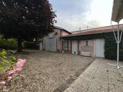 Maison Pontfaverger Moronvilliers 7 pièce(s) 201 m2 - photo 2