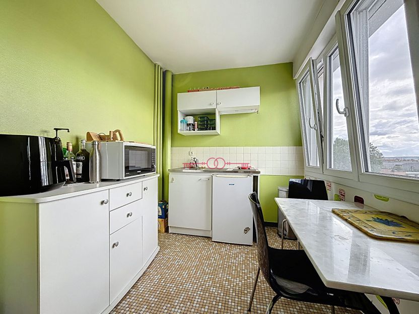 À VENDRE - APPARTEMENT DE TYPE 1 -  À REIMS - photo 4