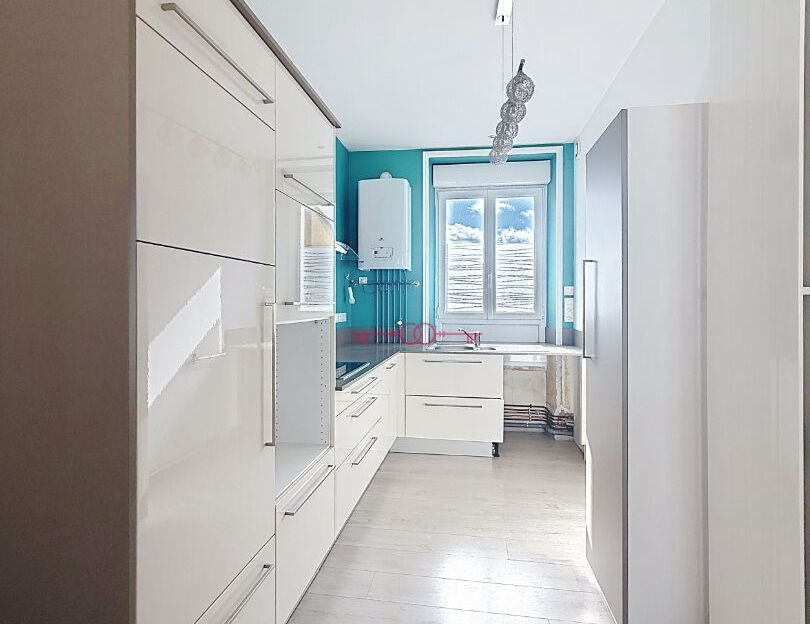 A VENDRE - APPARTEMENT T2 - CENTRE VILLE REIMS - photo 4