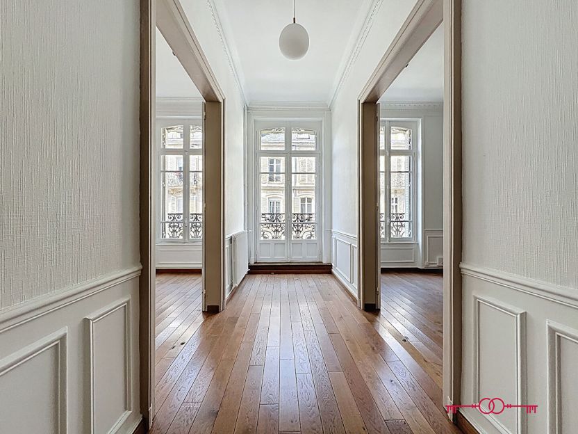 Immeuble Reims 12 pièce(s) 267.69 m2 - photo 4