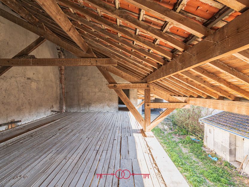 A VENDRE - ENSEMBLE IMMOBILIER FORT POTENTIEL - BETHENY - photo 4