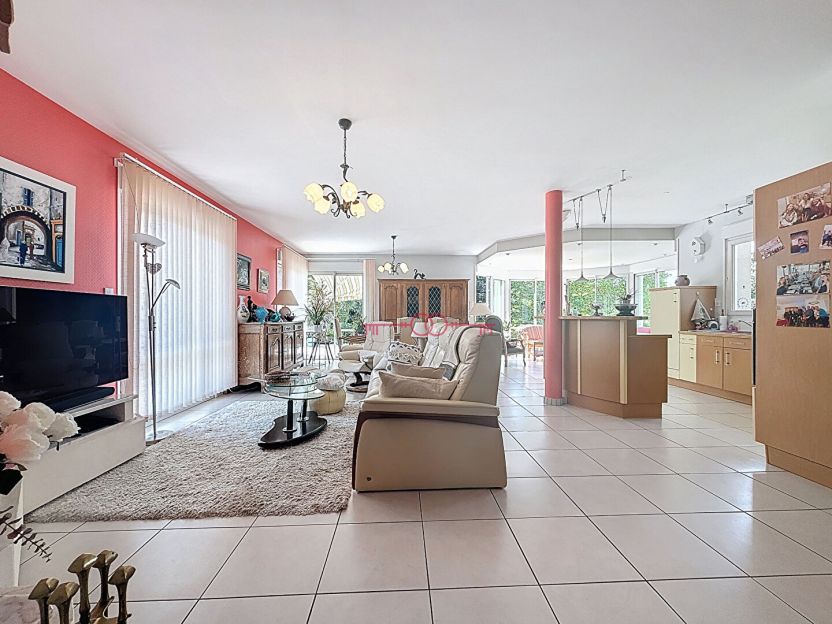 A vendre maison d'architecte Sainte Menehould 8 pièces 200 m2 - photo 4