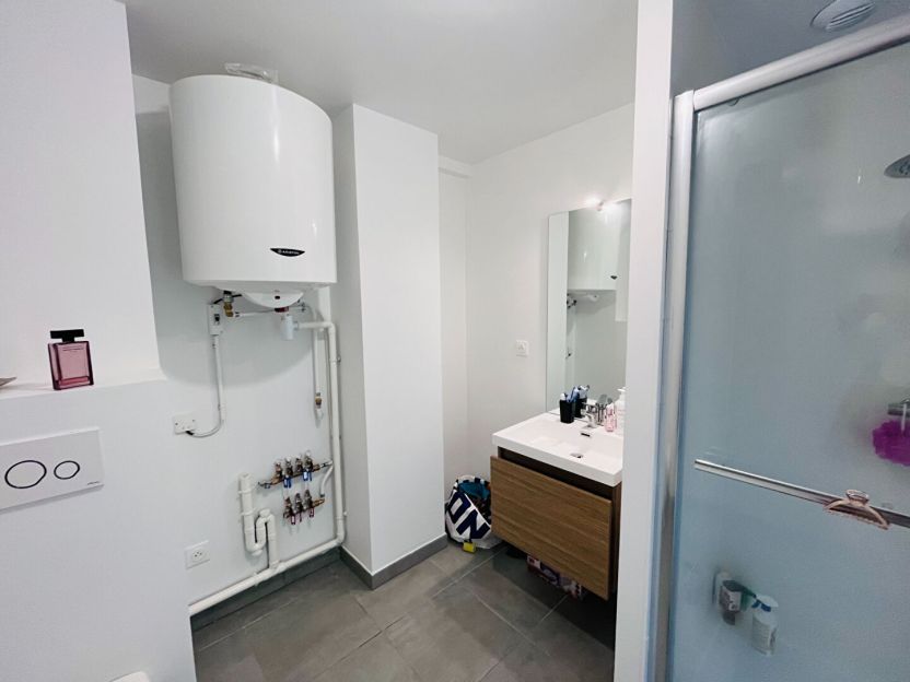 Appartement Reims 1 pièce(s) 29.89 m2 - photo 4