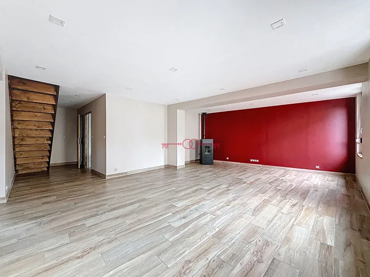 Maison à La neuville au pont