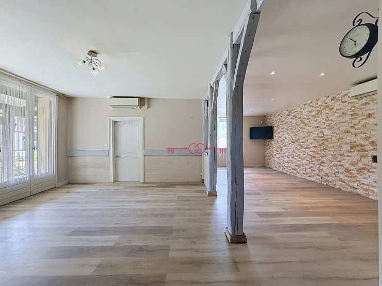Maison à Verrieres