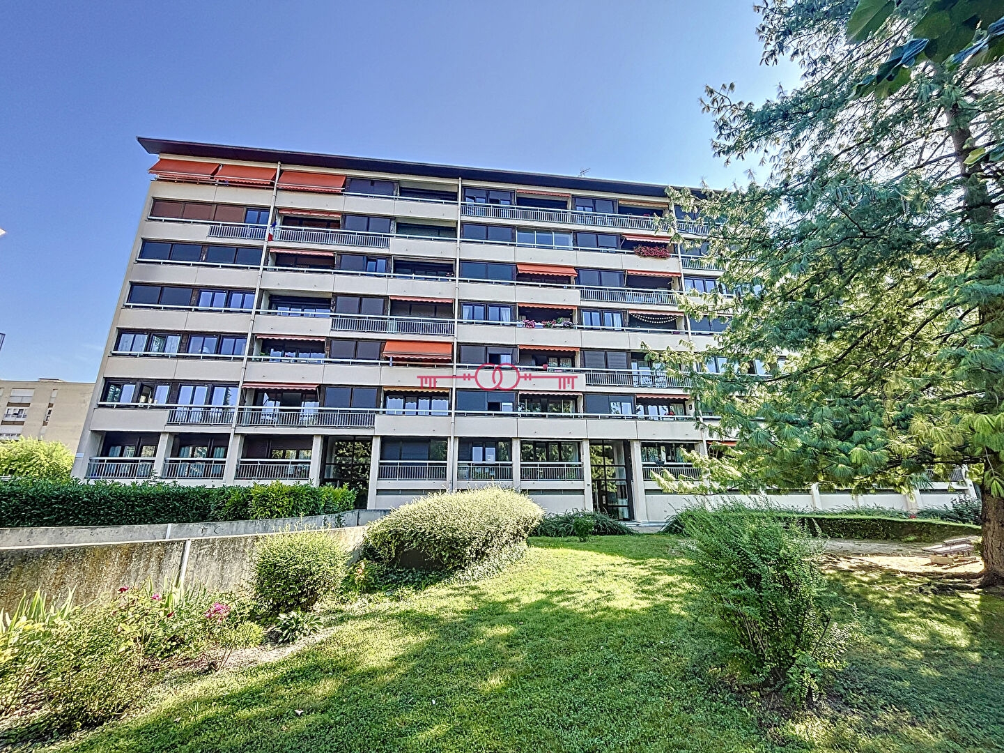 Reims Saint-Rémi - Appartement 4 pièces avec balcon et parking (81 m²) - 2