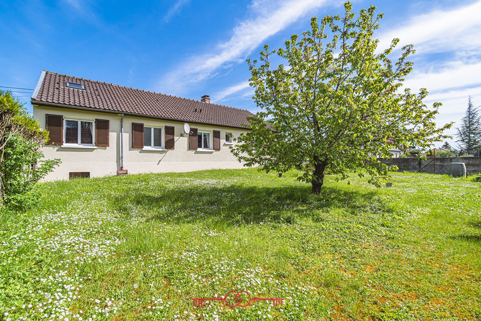 A VENDRE - AUMENANCOURT - MAISON AVEC JARDIN ET SOUS SOL TOTAL - 1