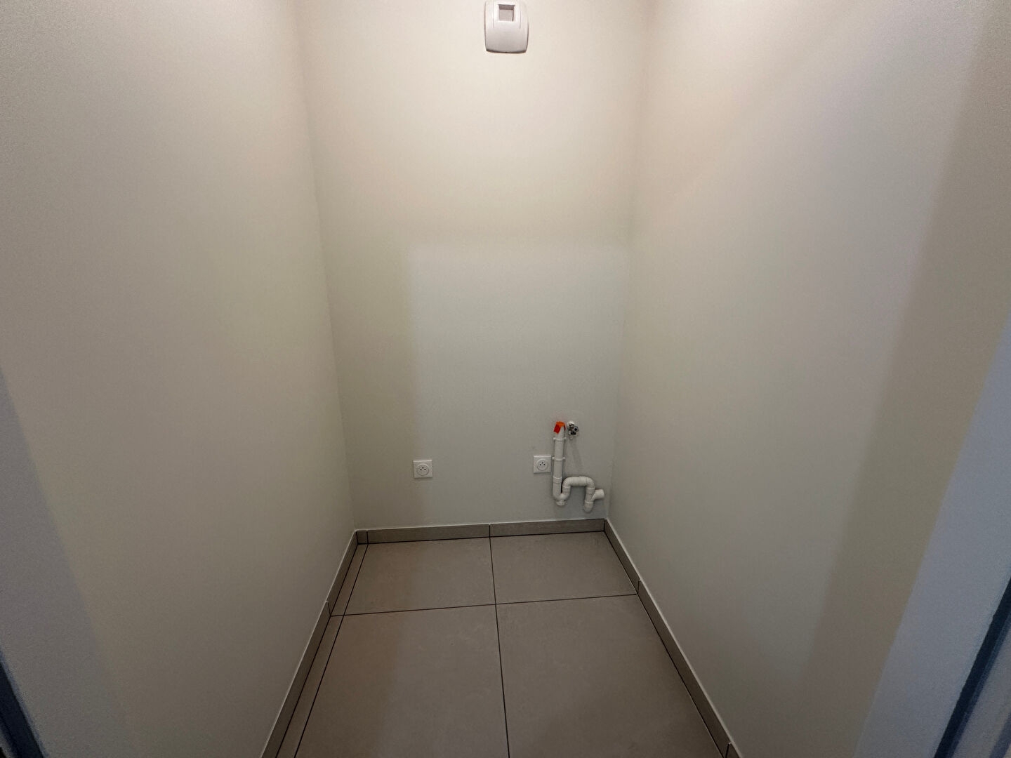 Appartement Reims 3 Pièces 78.07 m2 - Terrasse - Parking - 13