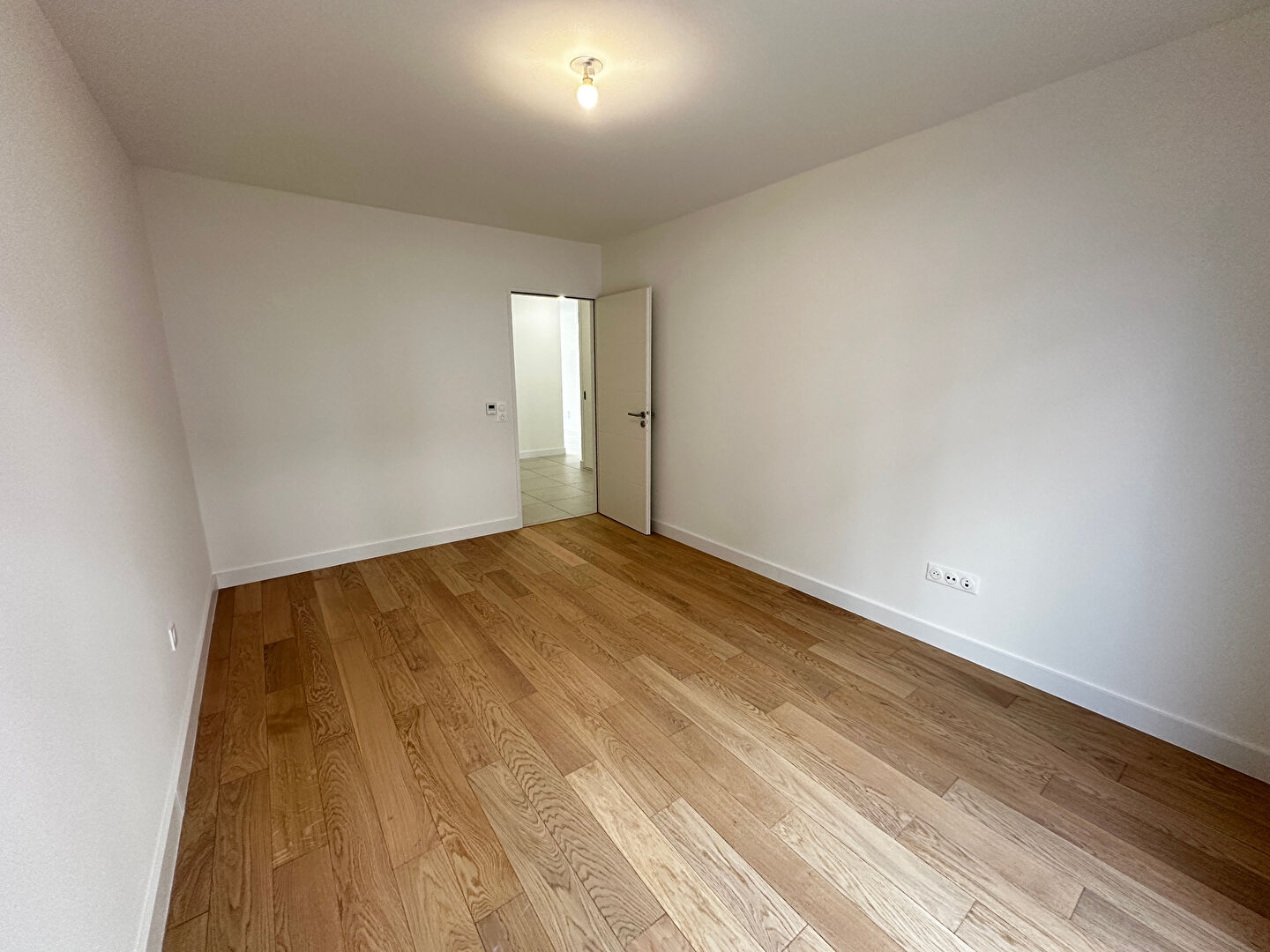 Appartement Reims 3 Pièces 78.07 m2 - Terrasse - Parking - 17