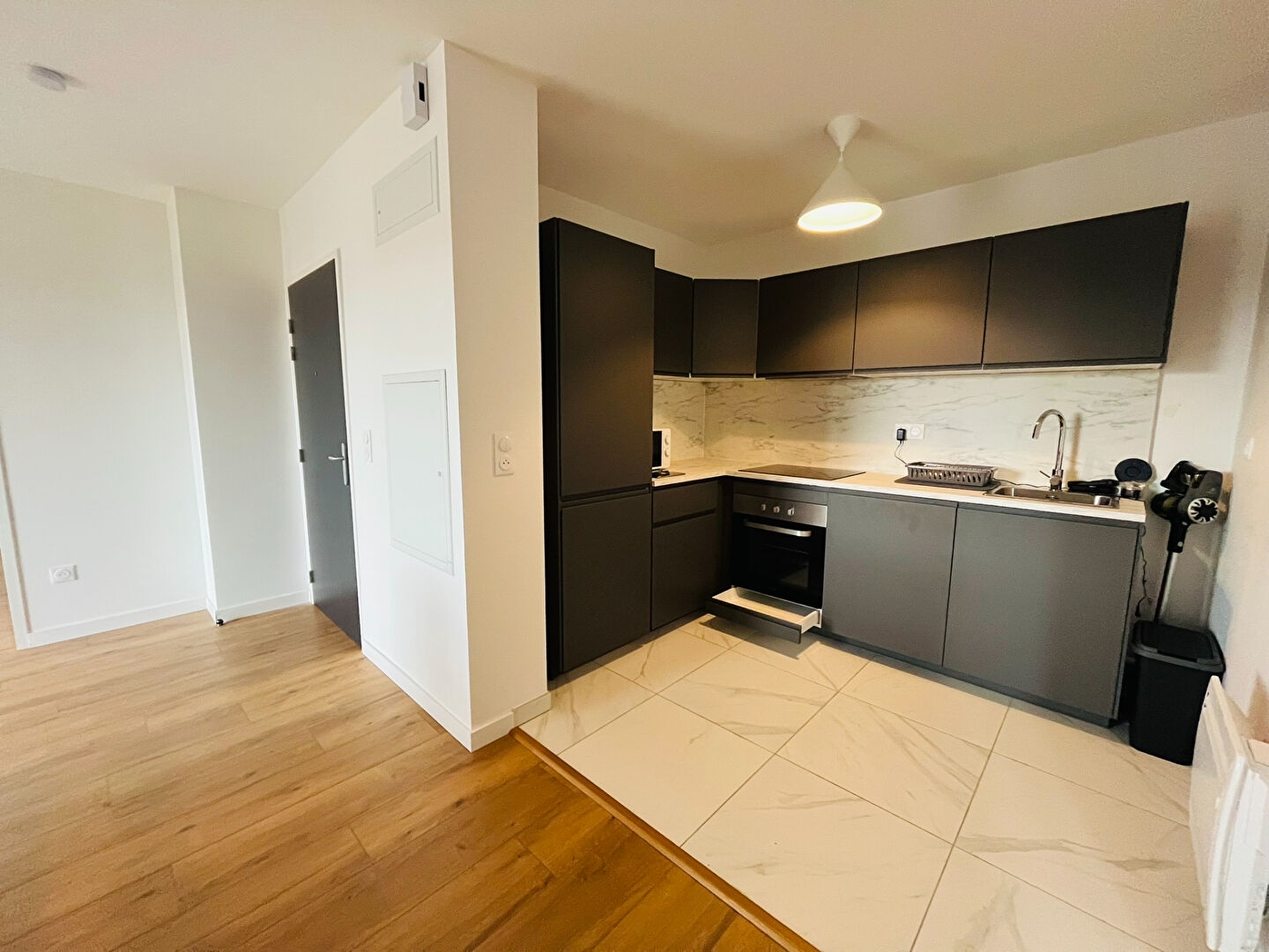 Appartement 3 pièces à Reims - photo 4